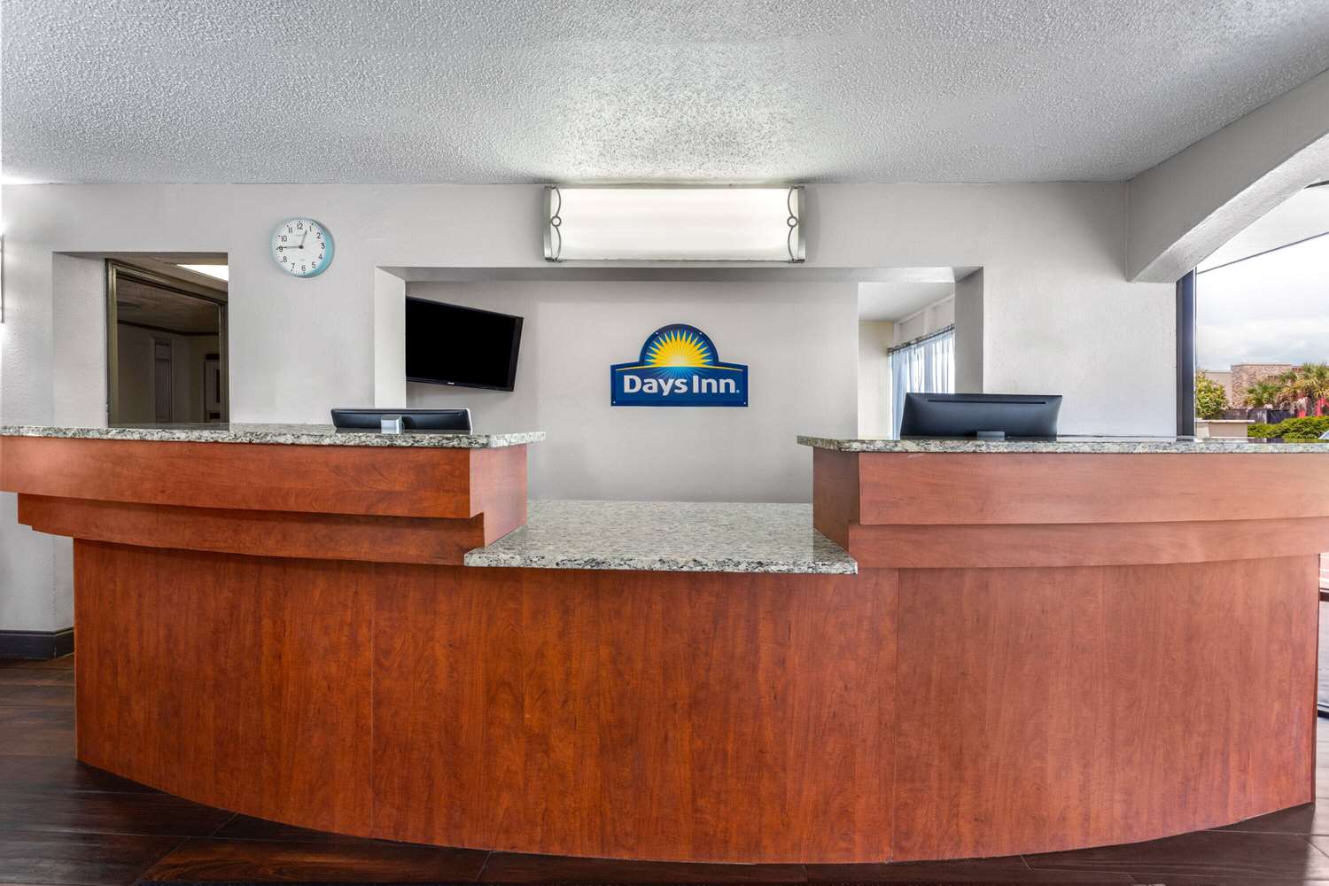 Days Inn by Wyndham Wildwood I-75 5/44