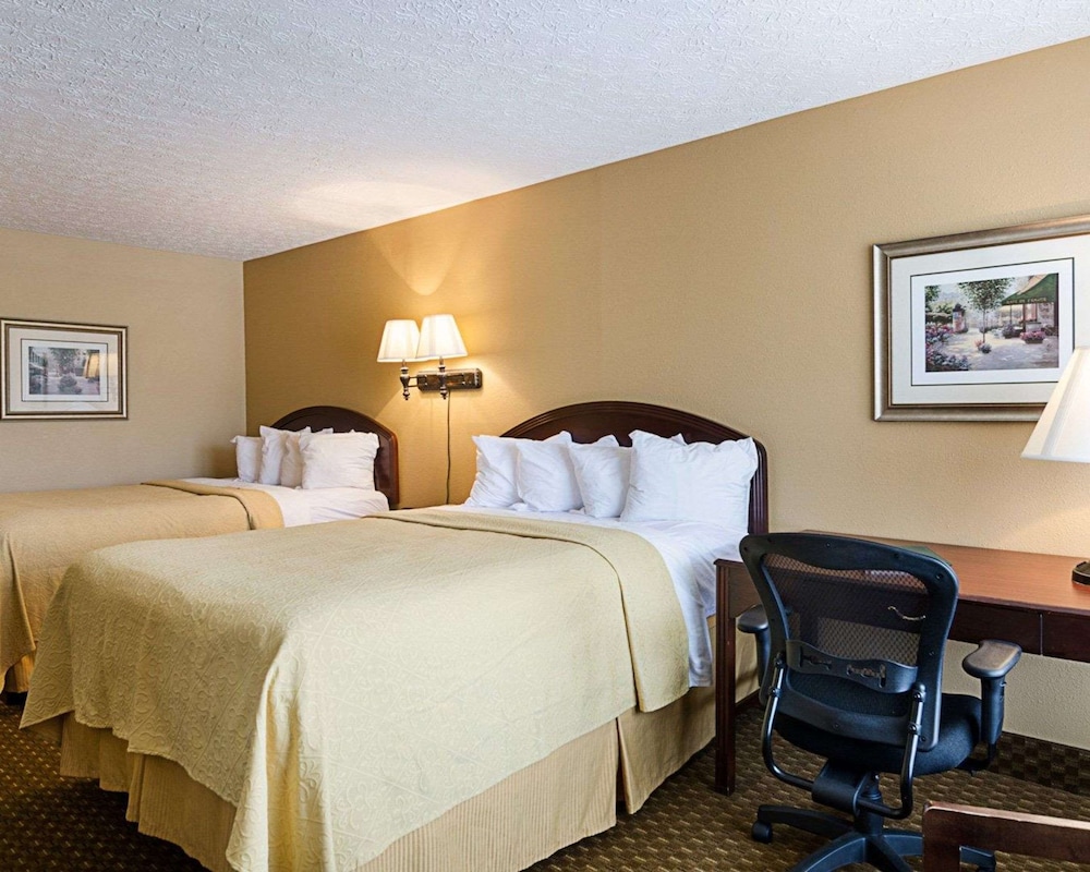 Quality Inn Lewisburg 16/49