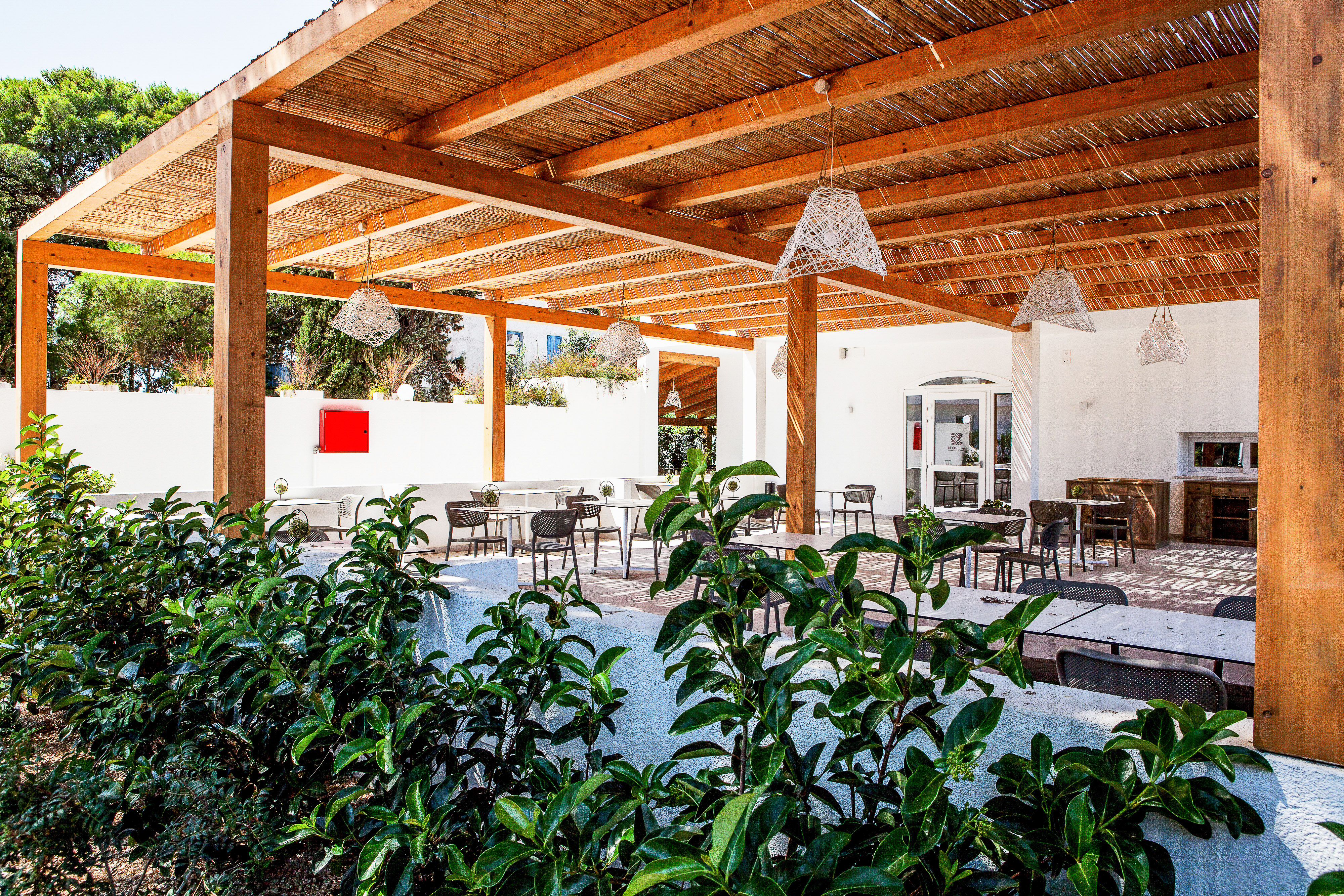 Noha Lifestyle - Adults Only 36/46