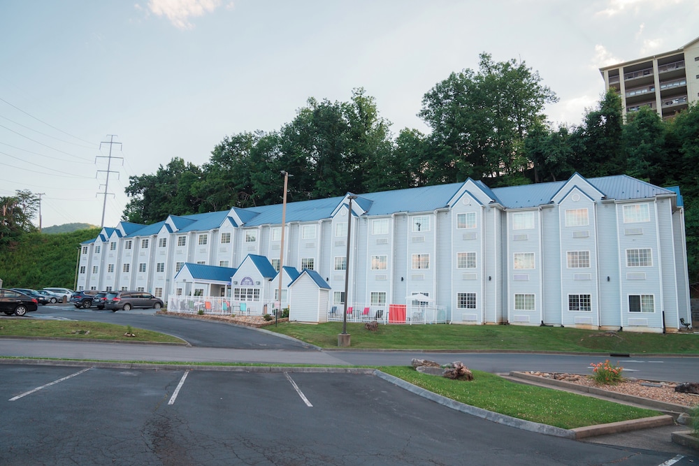 Guest Inn Pigeon Forge 39/48