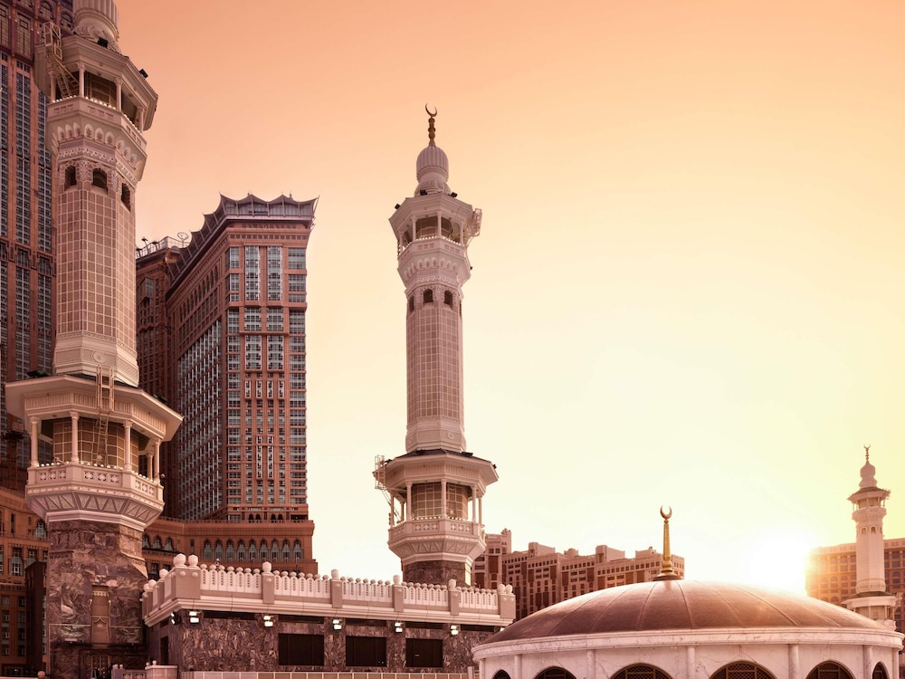 فندق قصر مكة رافلز(Raffles Makkah Palace) 71/73