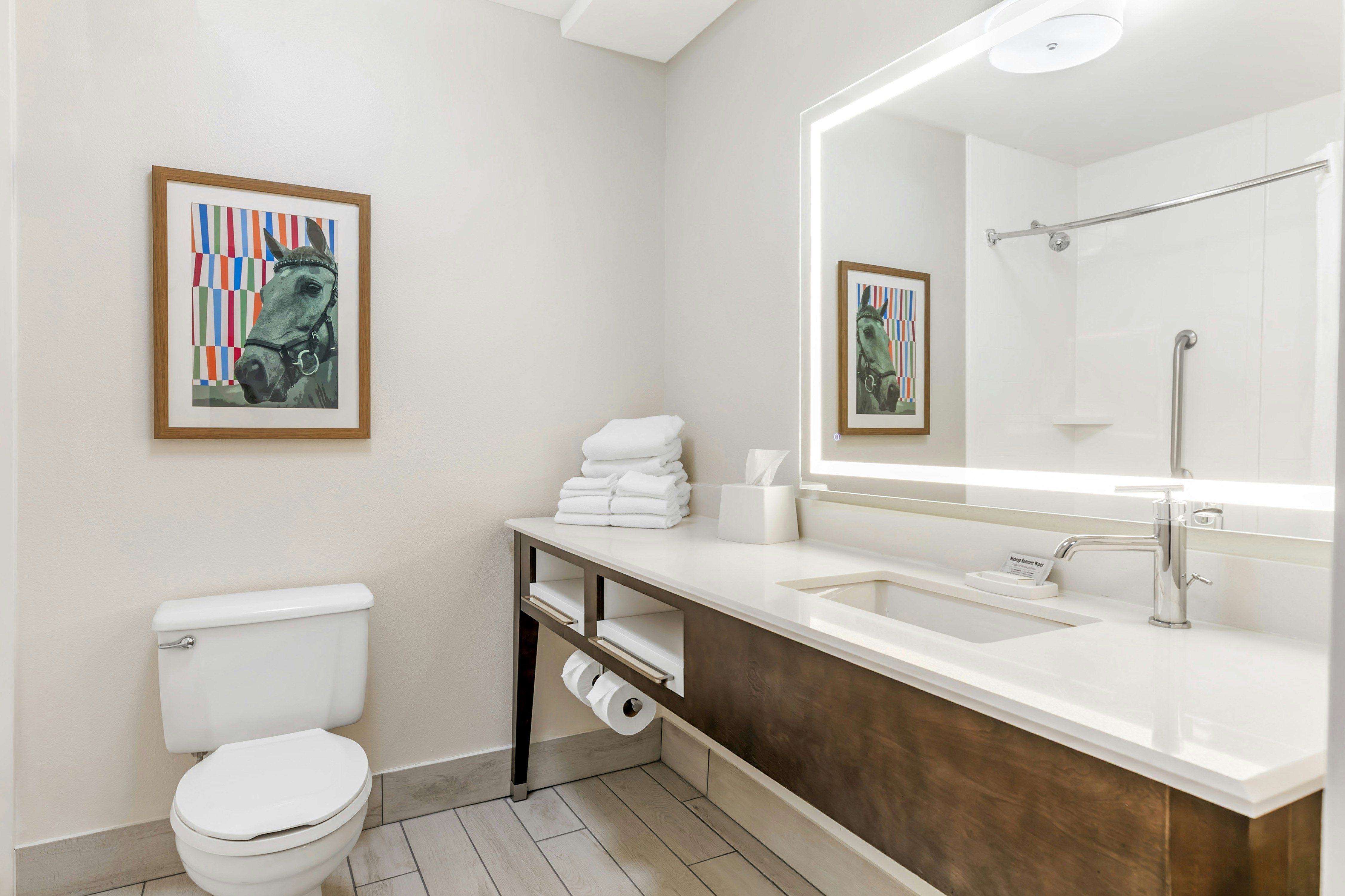 غرفة بسرير كينج، Hampton Inn Richmond 4/6