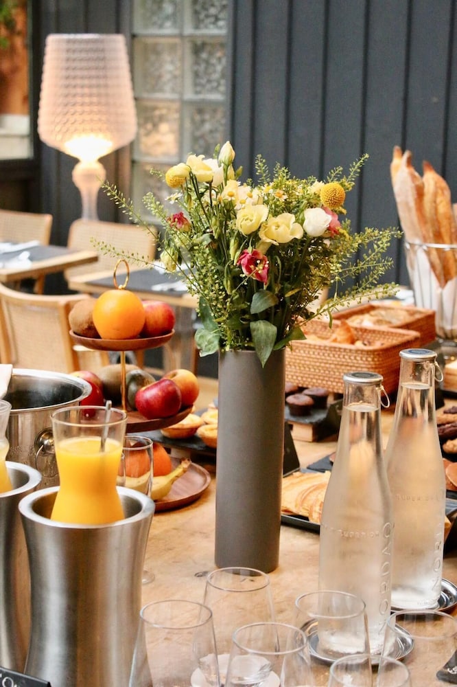 Le Boutique Hotel & Spa 64/76