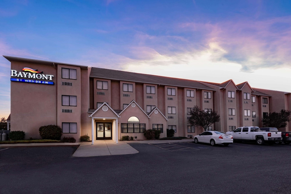Baymont By Wyndham Farmington 3/41