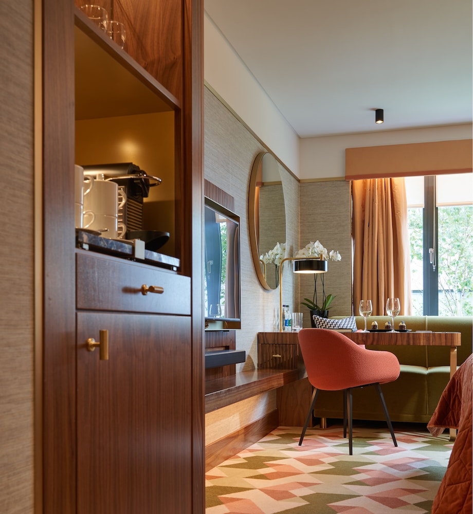 Fitzwilliam Hotel 3/52