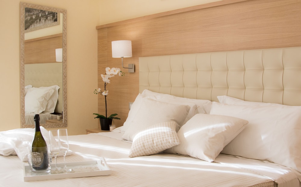 Esposizione Palace Hotel 25/50