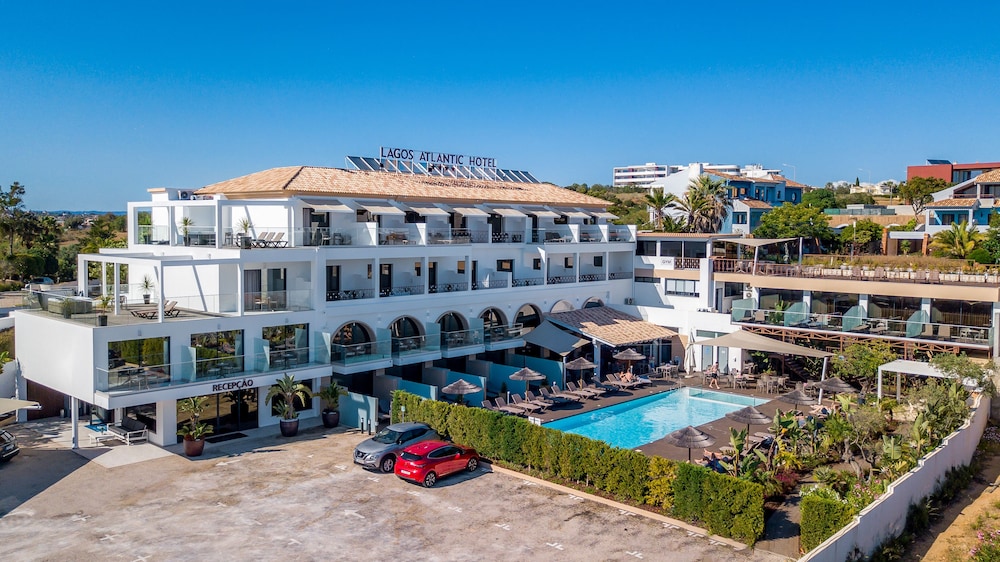 Lagos Atlantic Hotel 3/50