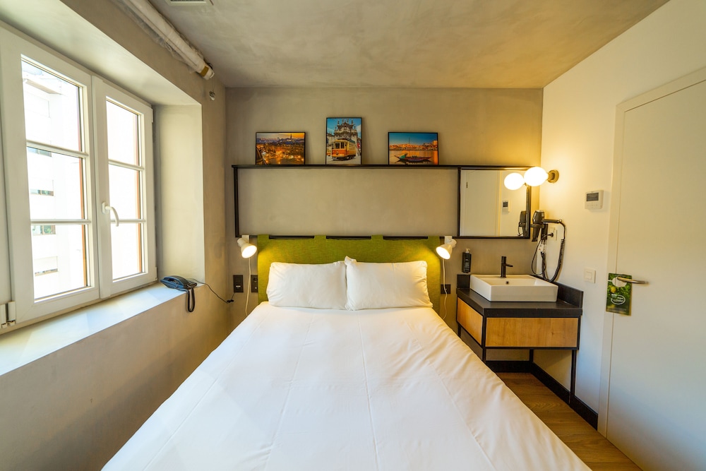 Ibis Porto Centro Mercado Bolhao 23/67