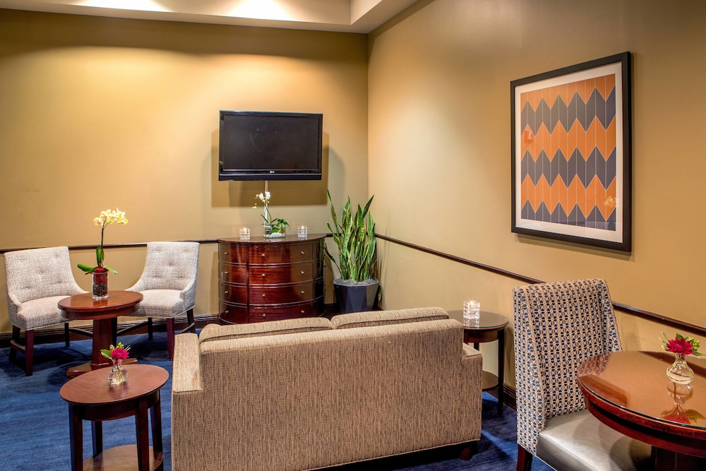 Hotel Tampa Riverwalk 33/55