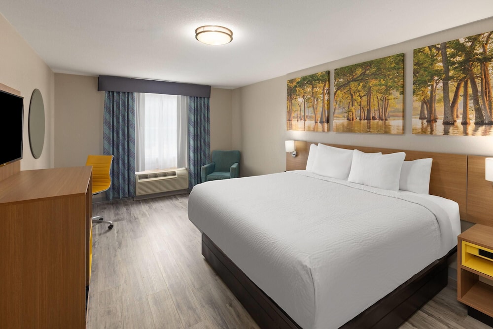 Days Inn by Wyndham Lincoln, AL 16/50