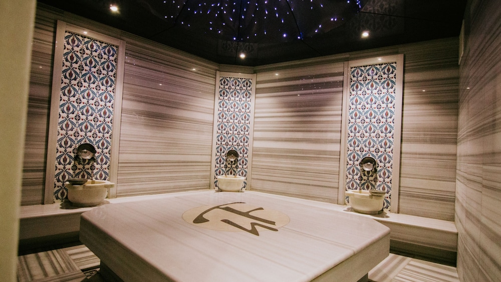 Faustina Hotel and Spa 25/48