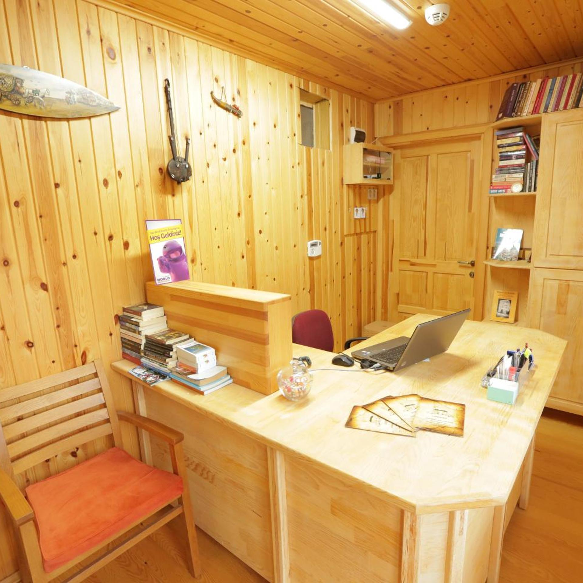Leontopolis Apart Otel 10/50