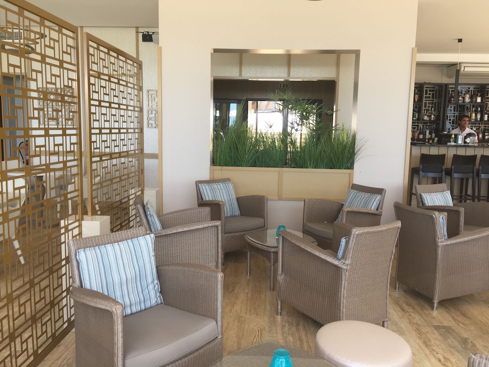 HOTEL ALISIOS 28/50