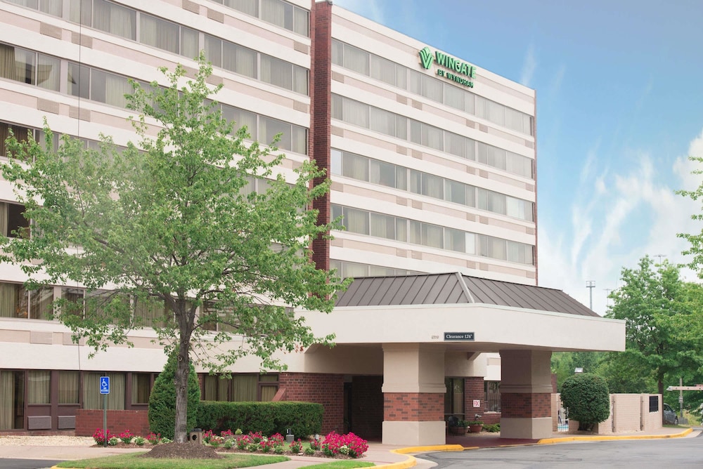 Wingate by Wyndham Springfield 2/60
