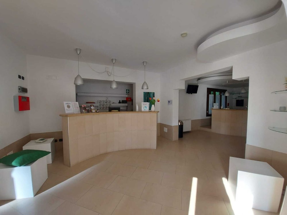 Hotel Villa Ionia 6/50