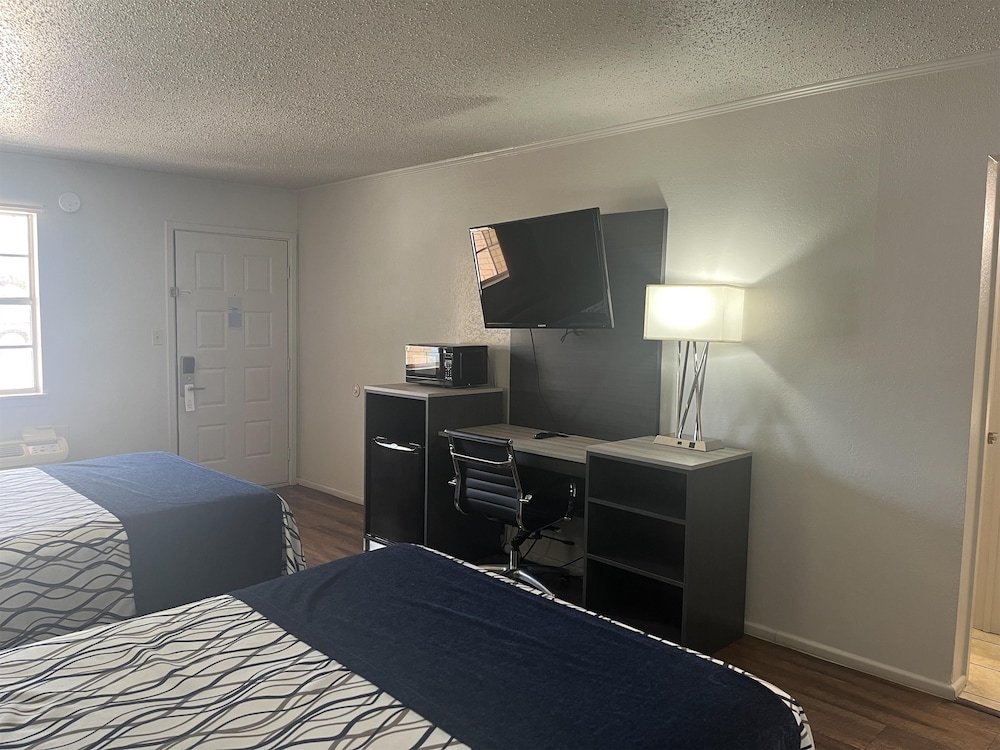 Motel6 New Boston, TX 34/47