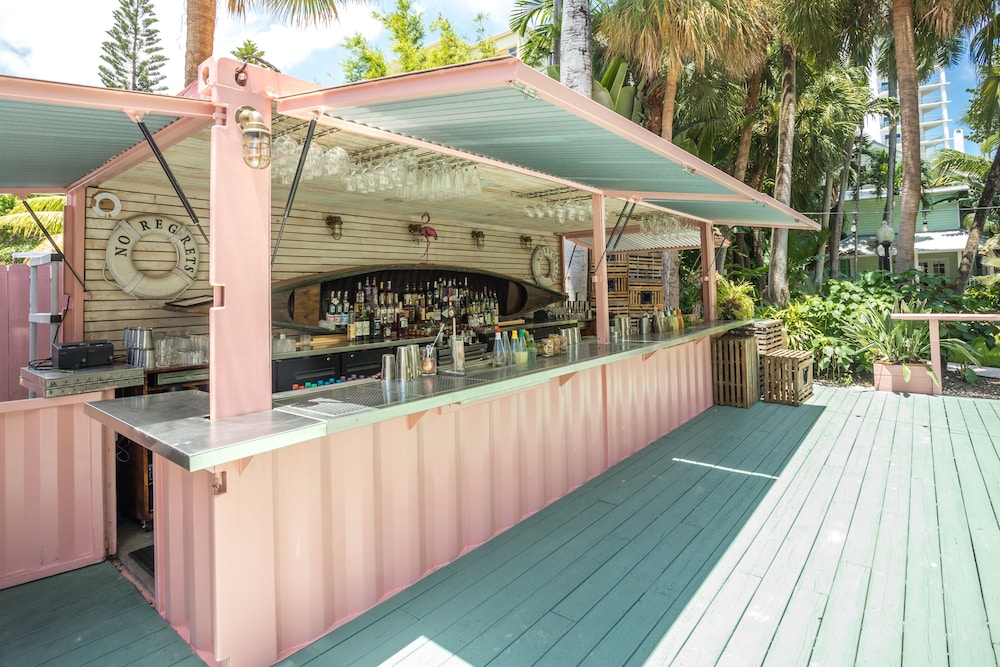 Miami River Inn 5/68
