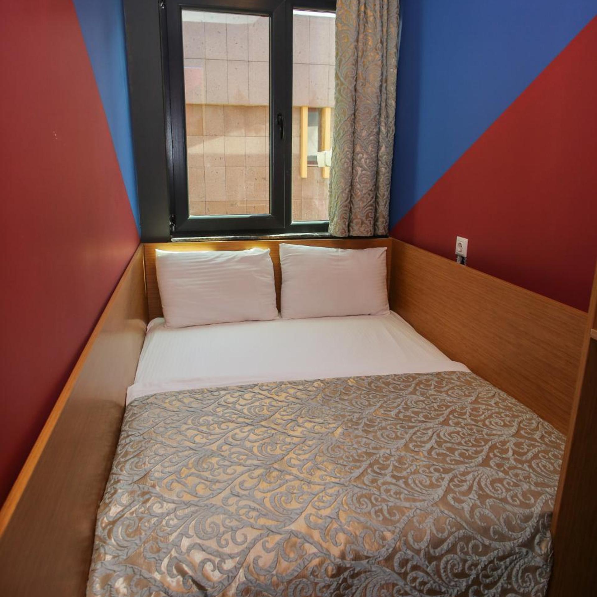 غرفة اقتصادية بسرير مزدوج، Quantum Hotel 5/9