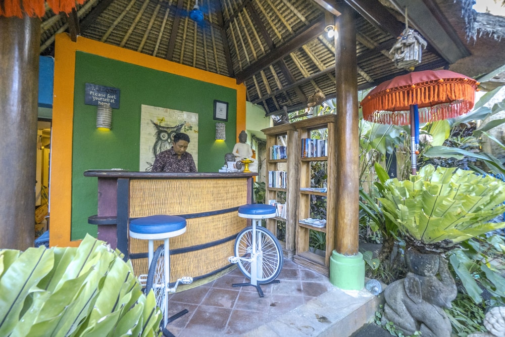 Gajah Biru Bungalows 2/50