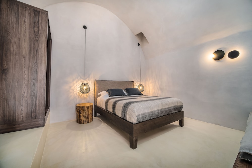 Pyrgos 1870 A Restored Winery 8/46