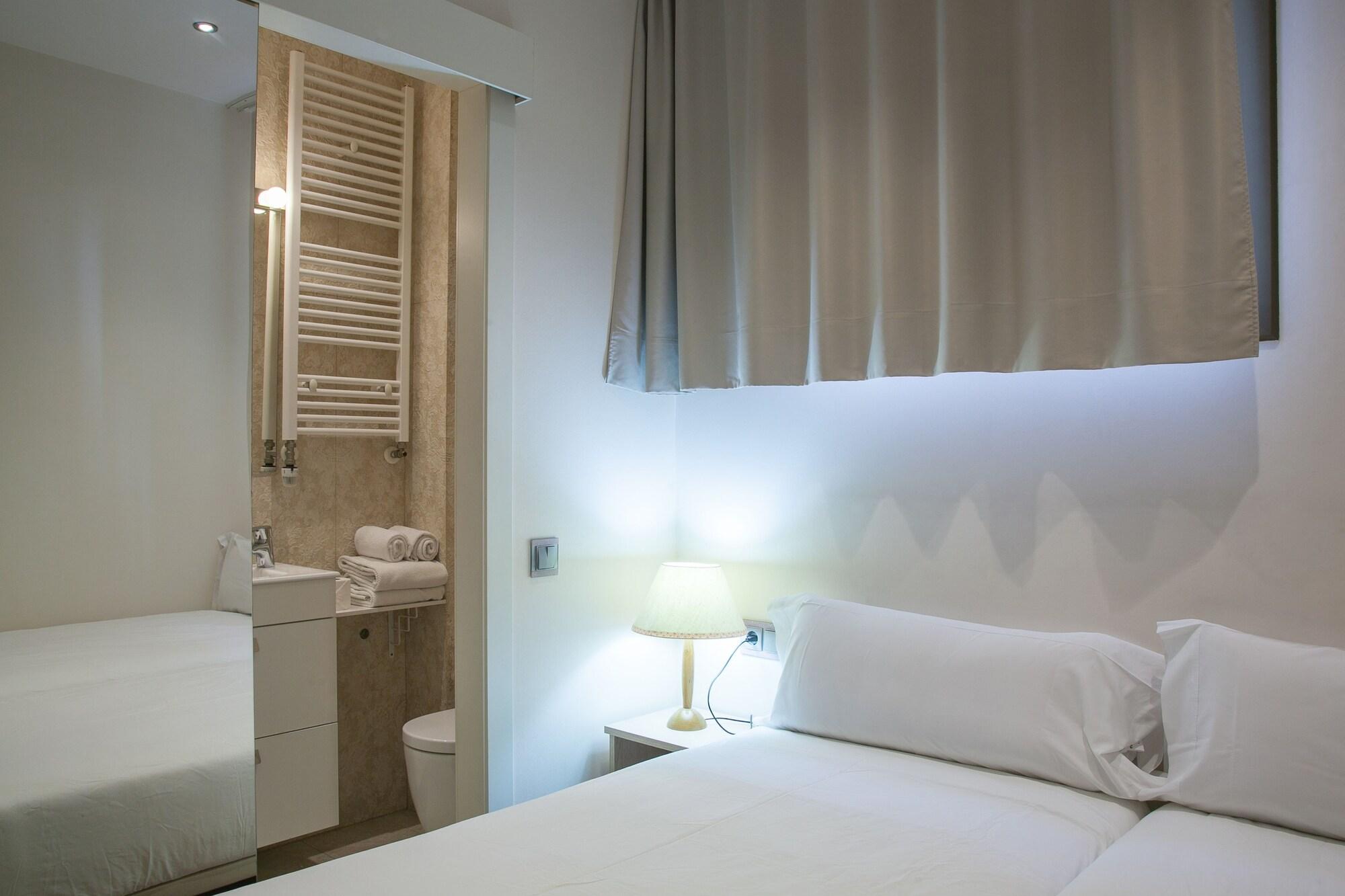 Hostal Excellence 7/29