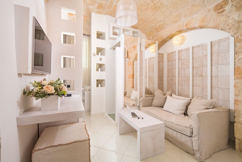 San Michele Suite 19/50