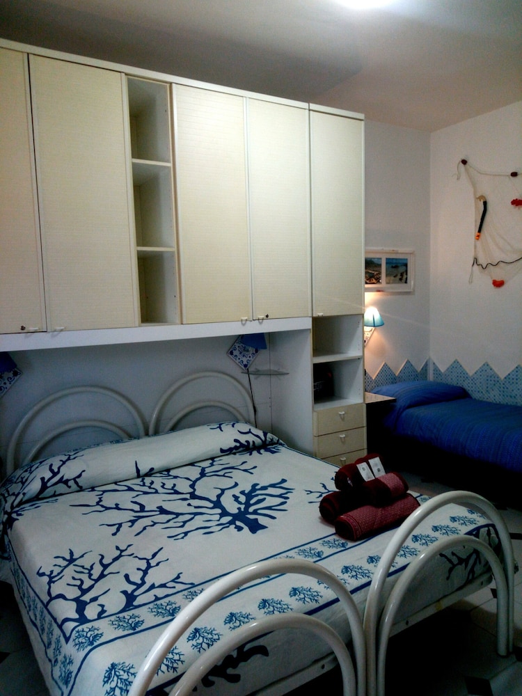 Affittacamere Villa Arazurrina 18/63