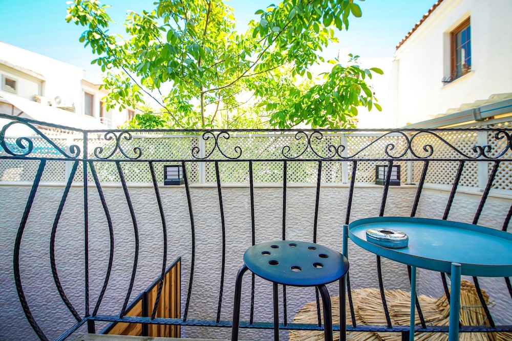 Nirvana Otel Bozcaada 37/50