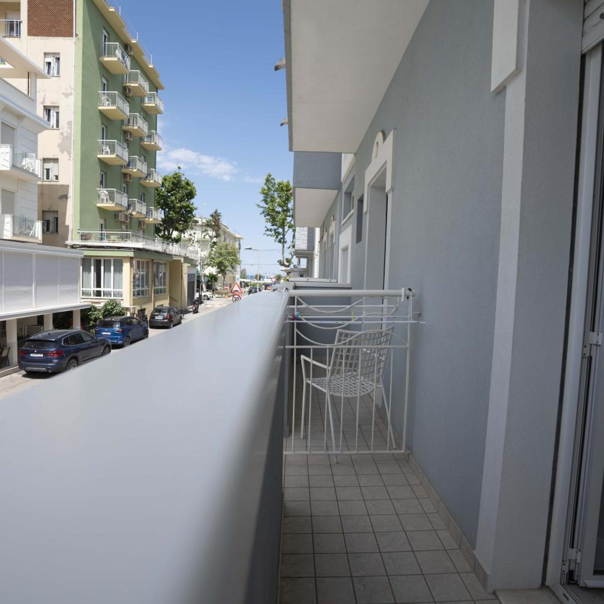 Odeon Hotel 36/47