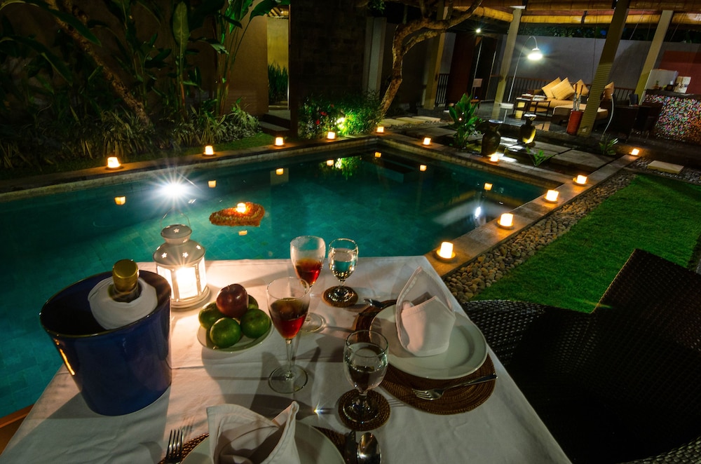 Imani Villas 24/46