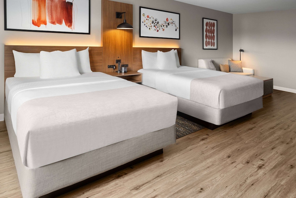 Hawthorn Extended Stay by Wyndham Williston/Burlington 12/38
