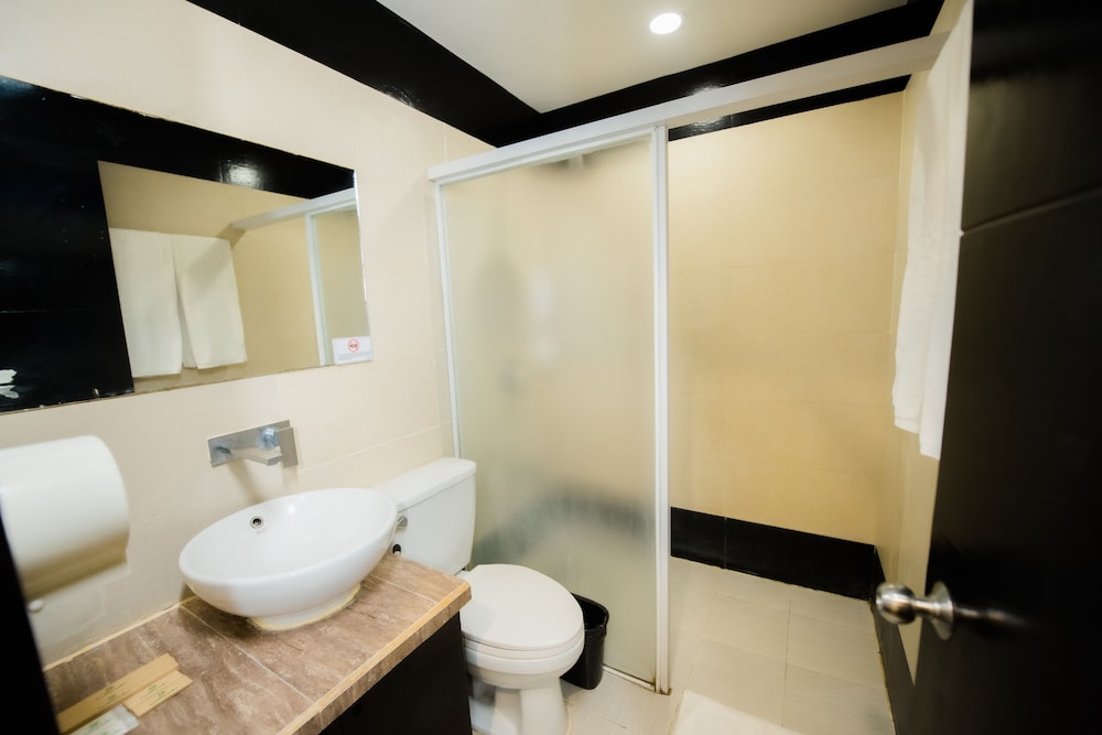 Sun City Suites 57/58