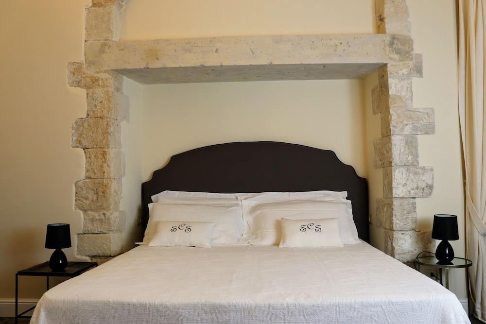 San Carlo Suites 14/50