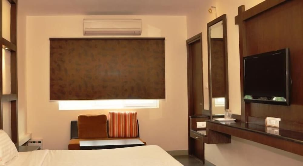 Hotel Tamizh Park 9/34