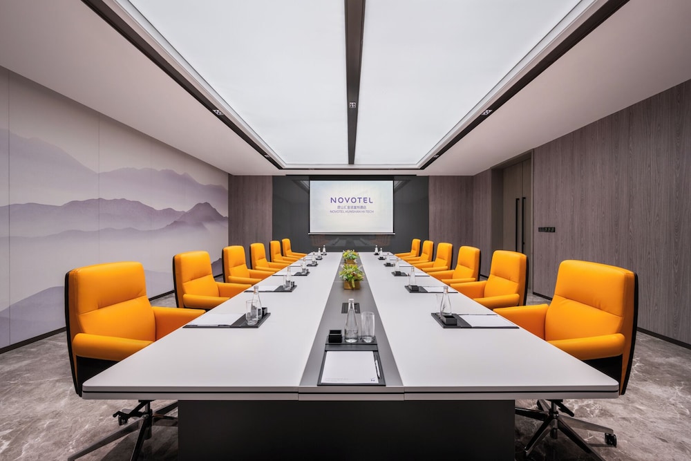 Novotel Kunshan Yangcheng Lake 48/60