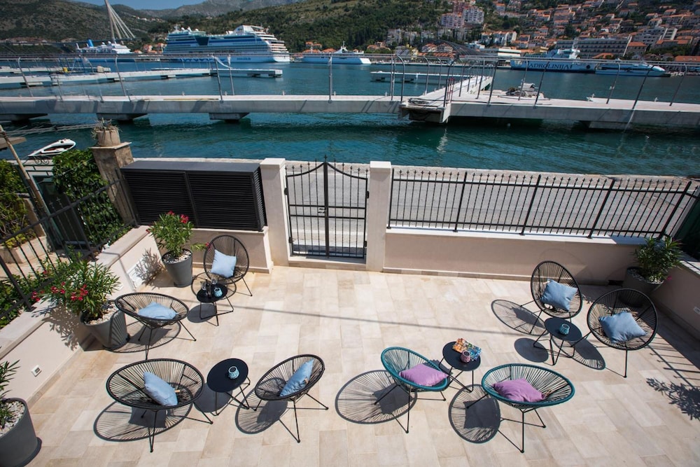 Bova Luxury Rooms 19/36