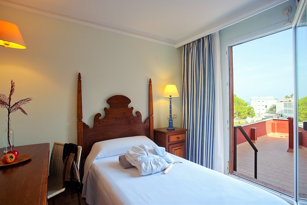 Hotel Cala Sant Vicenc - Adults Only 11/60