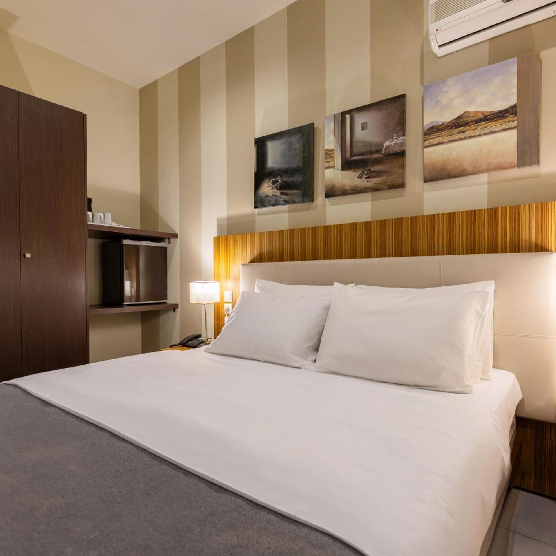 Junior Suite, Pool View