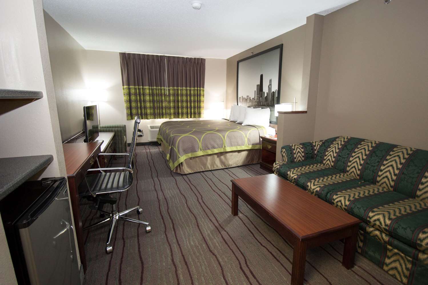 Super 8 by Wyndham Chicago O'Hare Airport 44/63