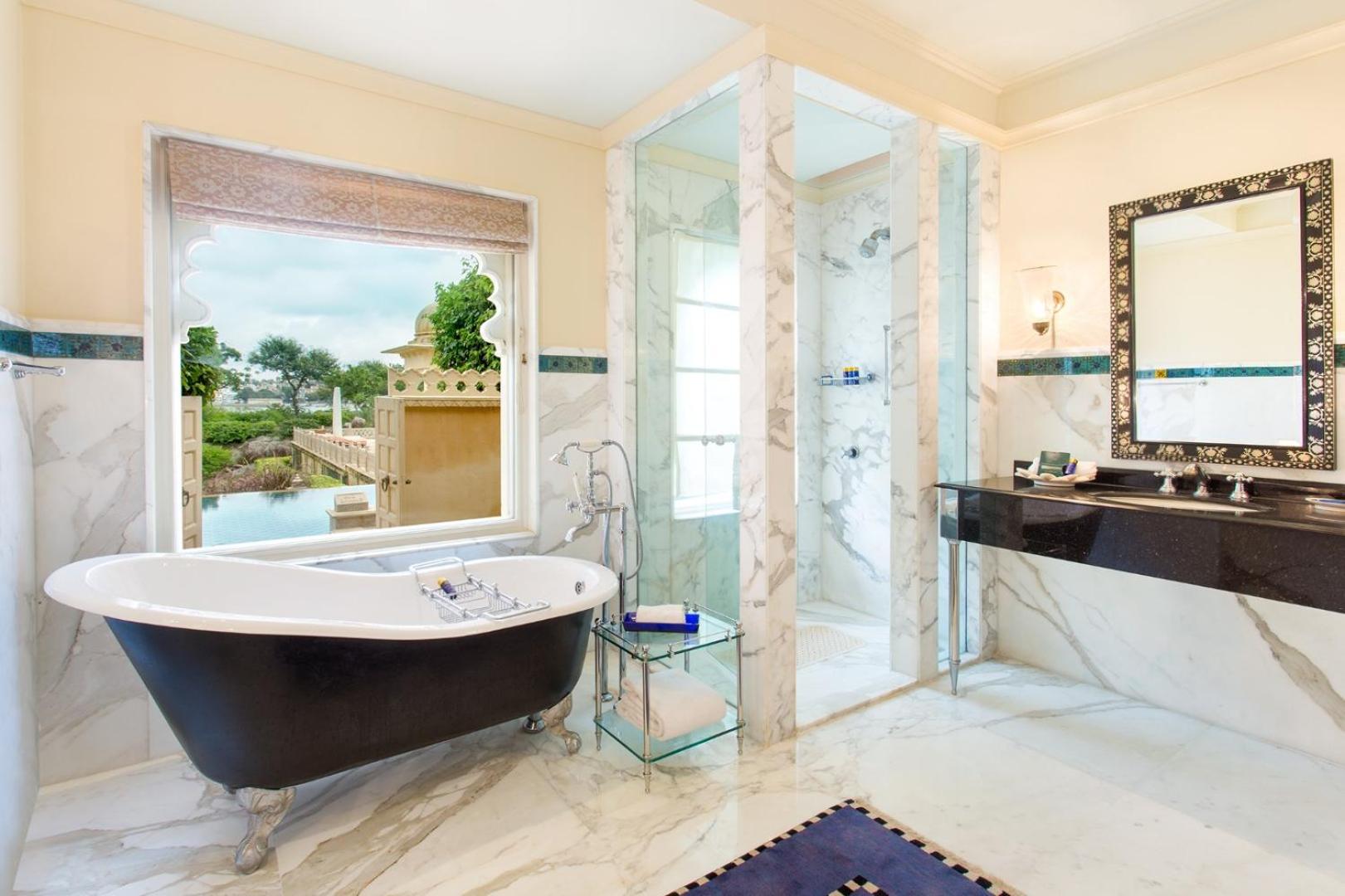 City, Premier, King Bed, Palace View, Private Pool