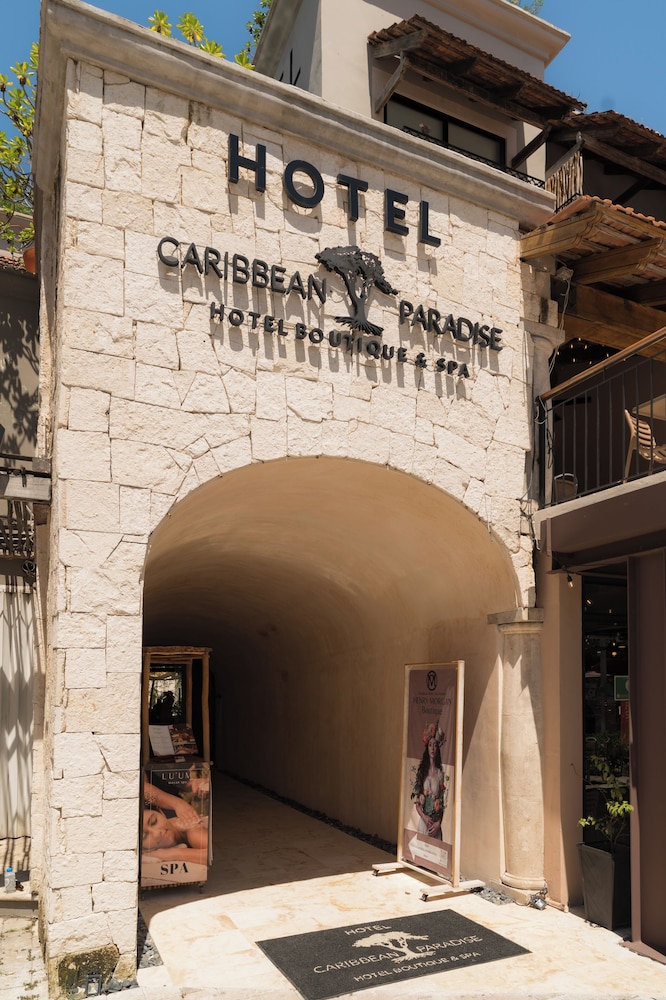 Hotel Caribbean Paradise 7/70