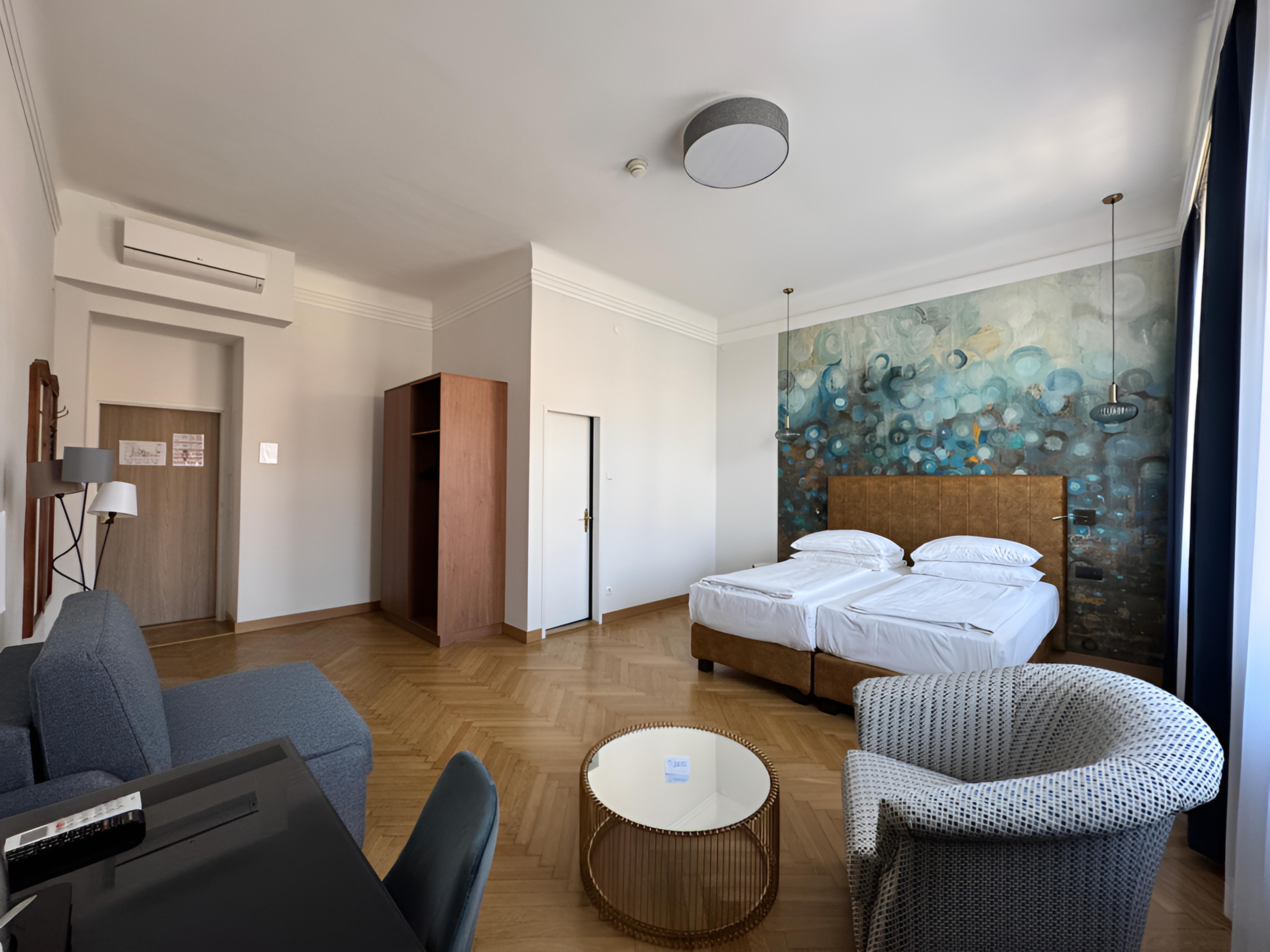 غرفة عائلية، Hotel Secession an der Oper 8/8