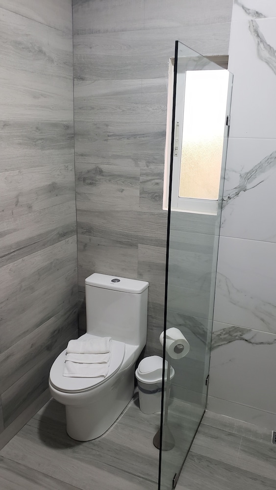 Hotel Agua Dulce 45/50