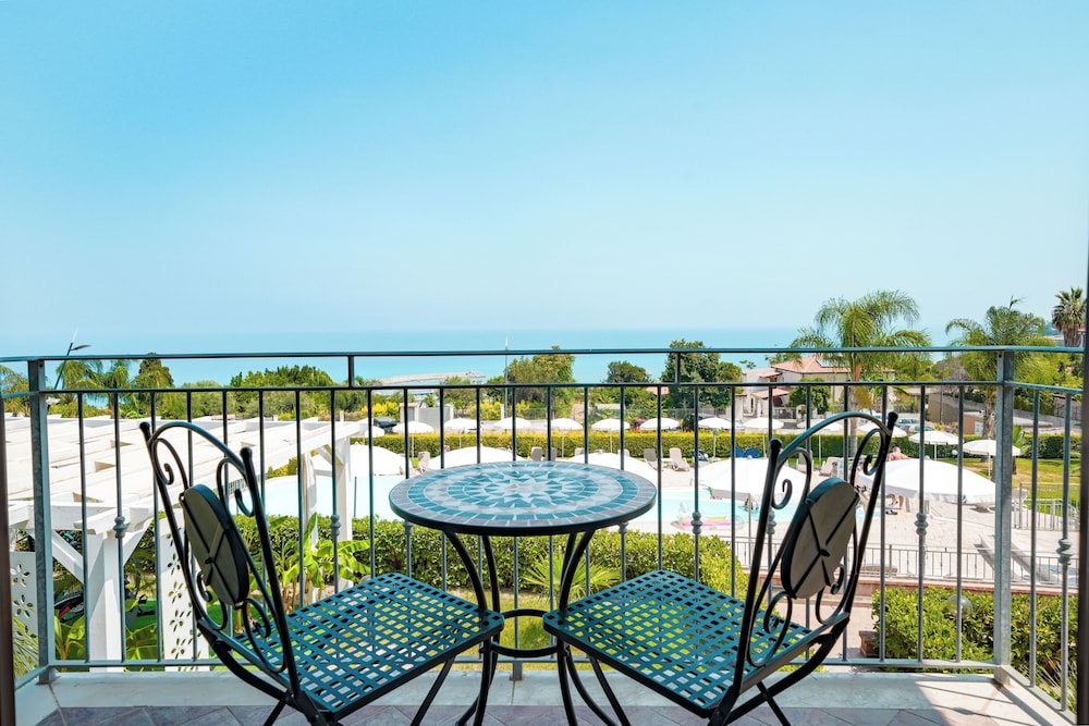 Sentido Michelizia Tropea Resort 45/48