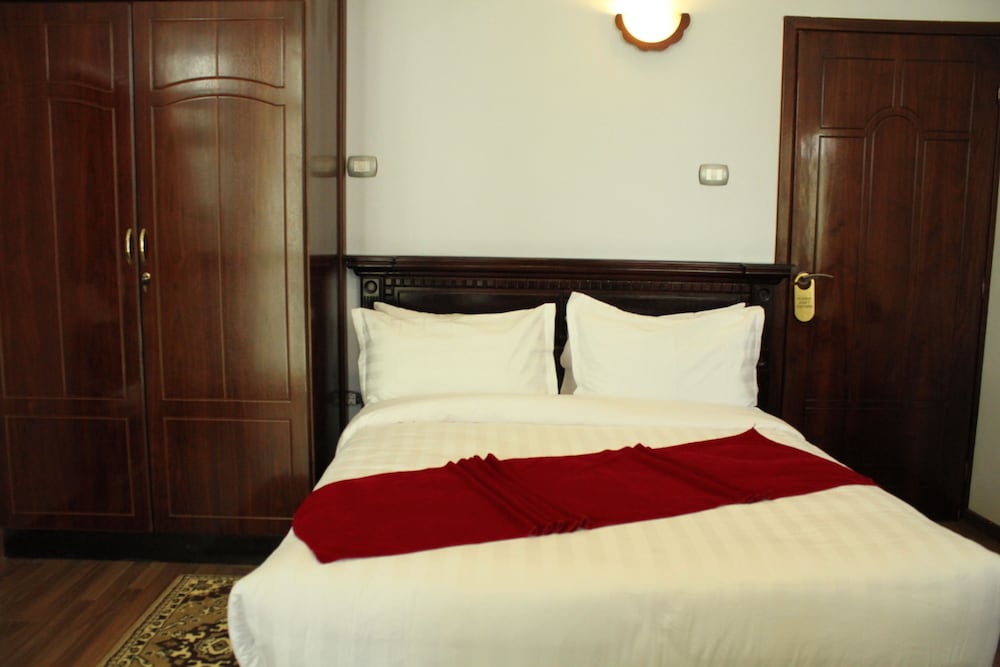 Oasis Hotel Apartment 17/57