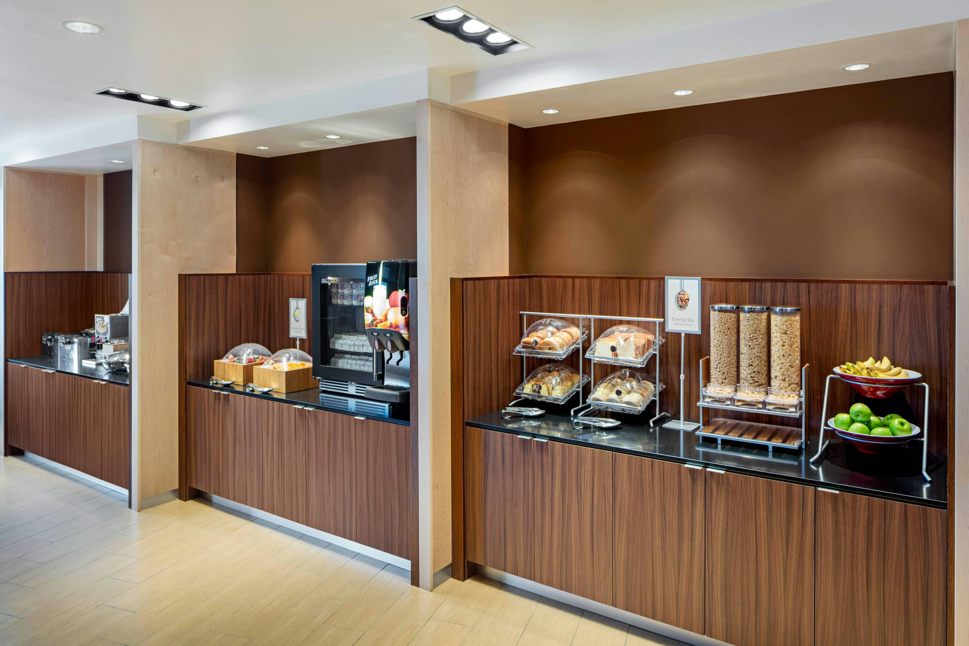 Lobby at Fairfield Inn Suites North Bergen, NORTH BERGEN - NJ
