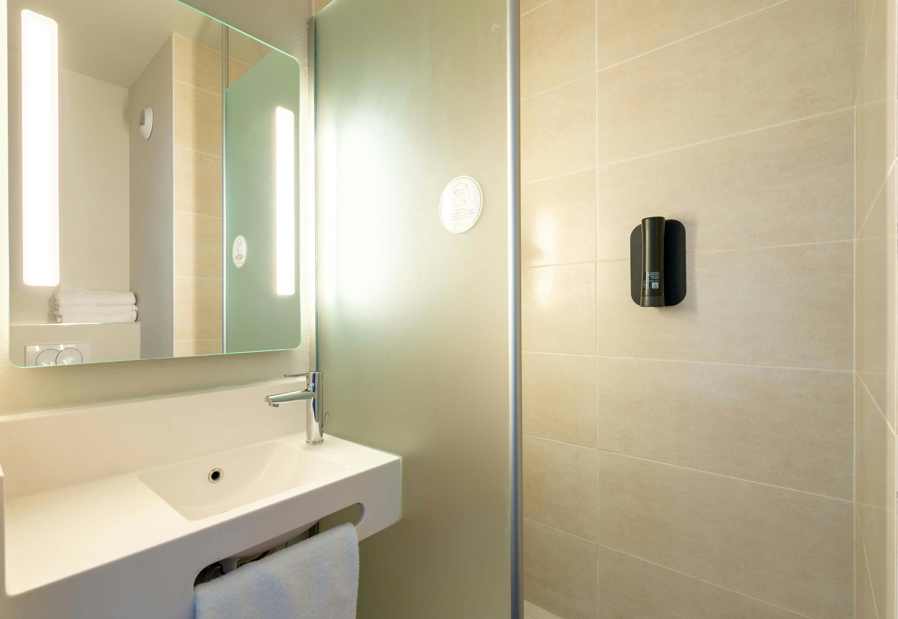 B And B Hotel Montelimar Sud 38/38