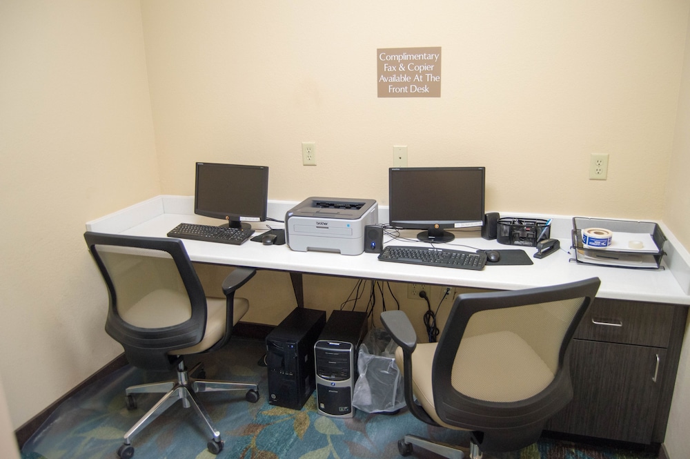 Candlewood Suites Victoria 42/66
