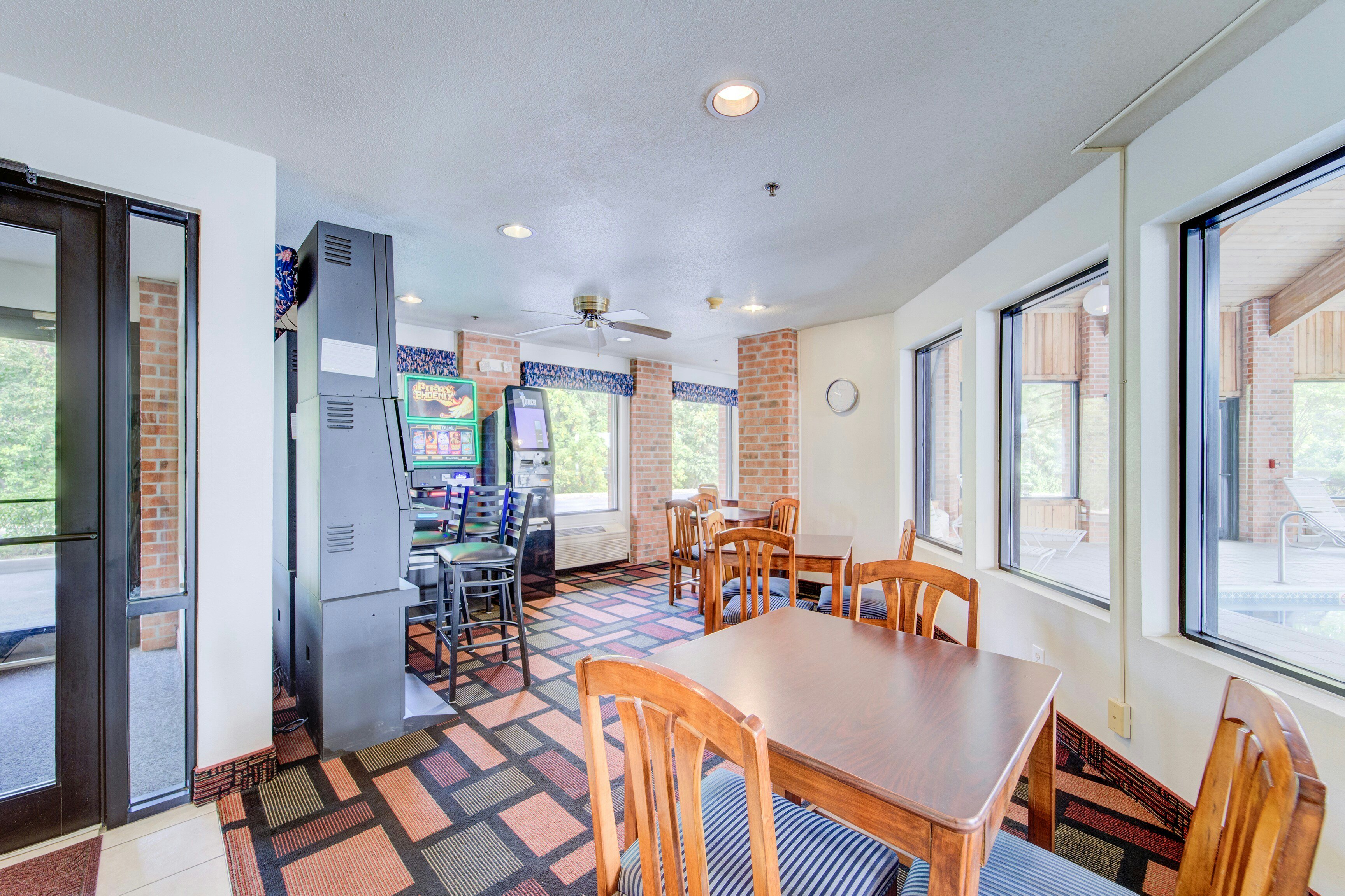 Capital O Amerihost Inn and Suites Fulton Hwy 54 MO 50/63