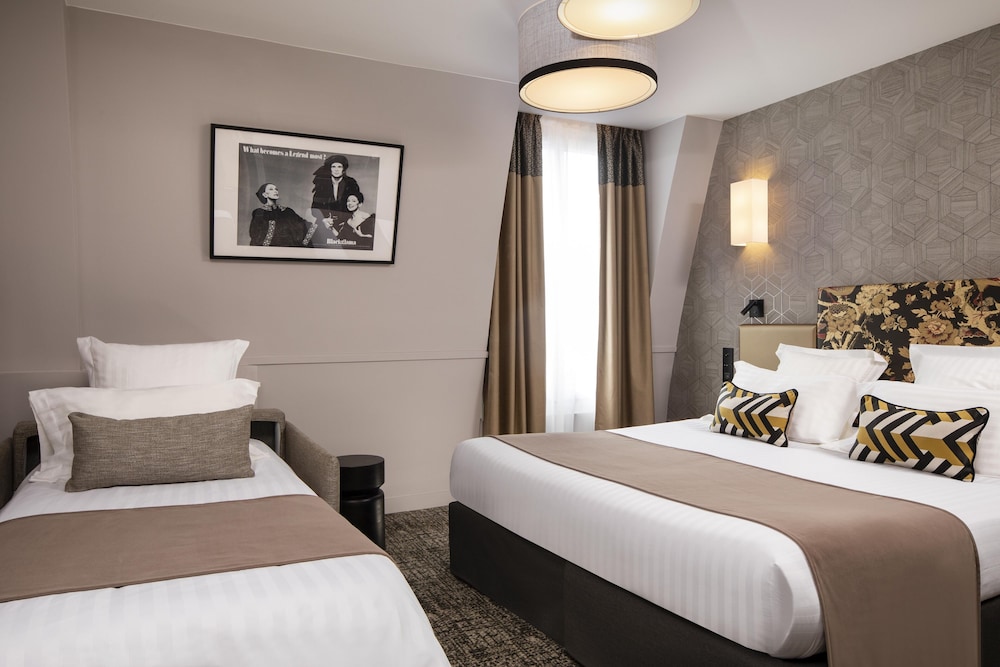 CONNECTING, 6 BEDS